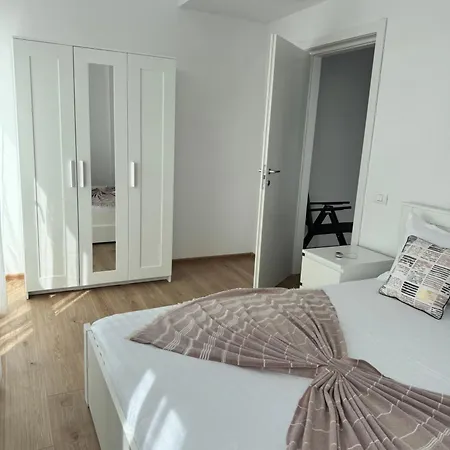 Apartment Isabela Navodari